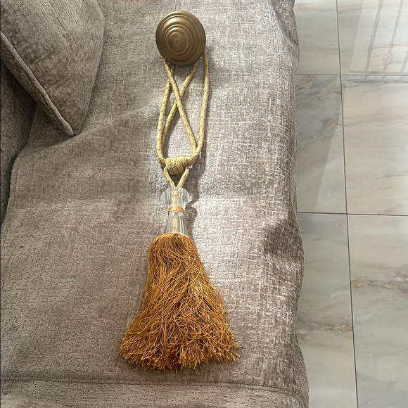 Other - Elegant Gold Tassel Tieback. And hook hunger Beautiful and like new.